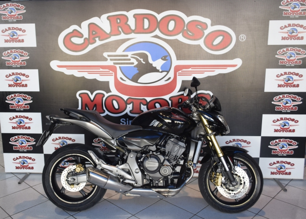 Motos