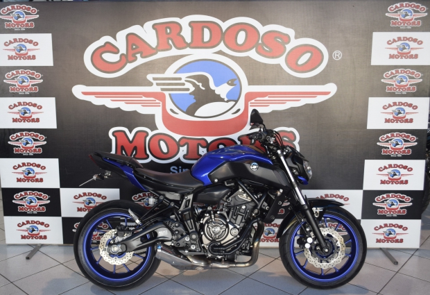 Motos