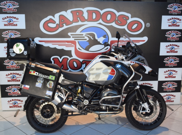 Motos