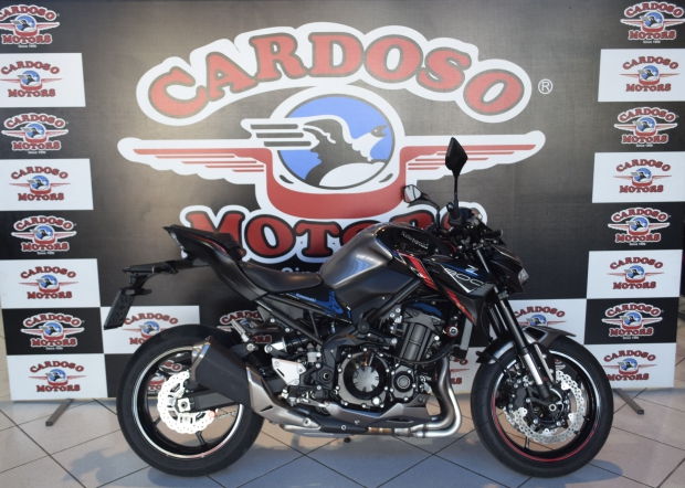 Motos