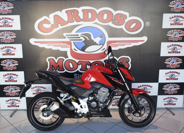Motos