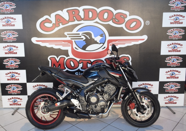 Motos