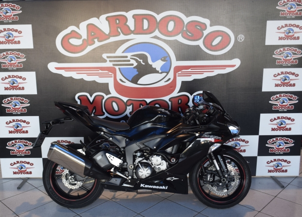 Motos