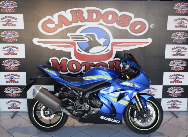Motos