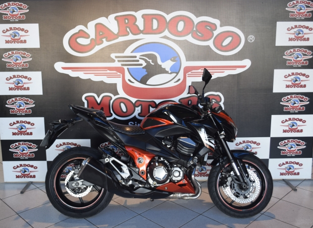 Motos