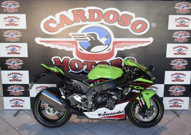 Motos