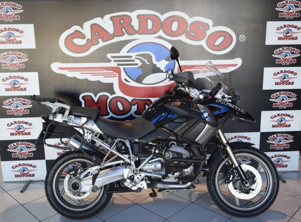 Motos