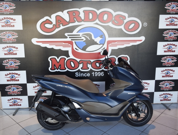 Motos
