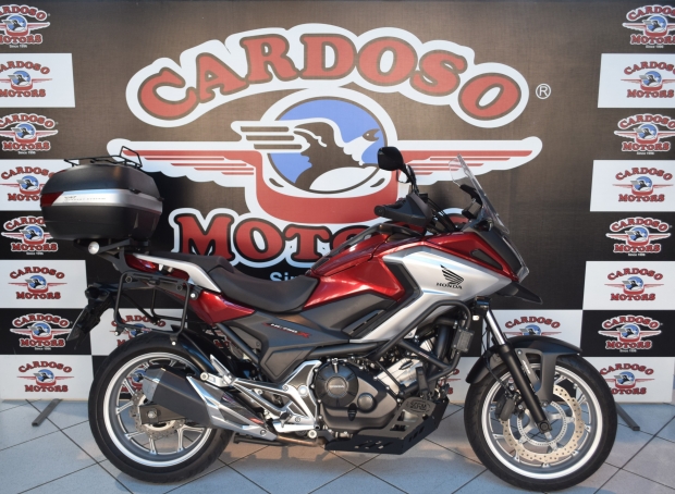 Motos