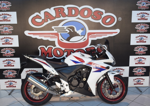 Motos