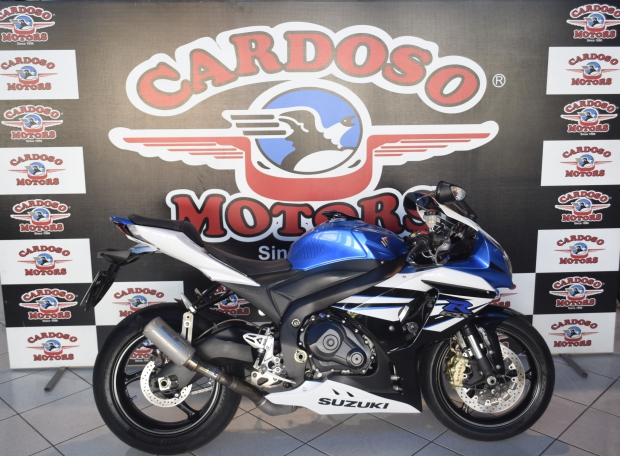 Motos